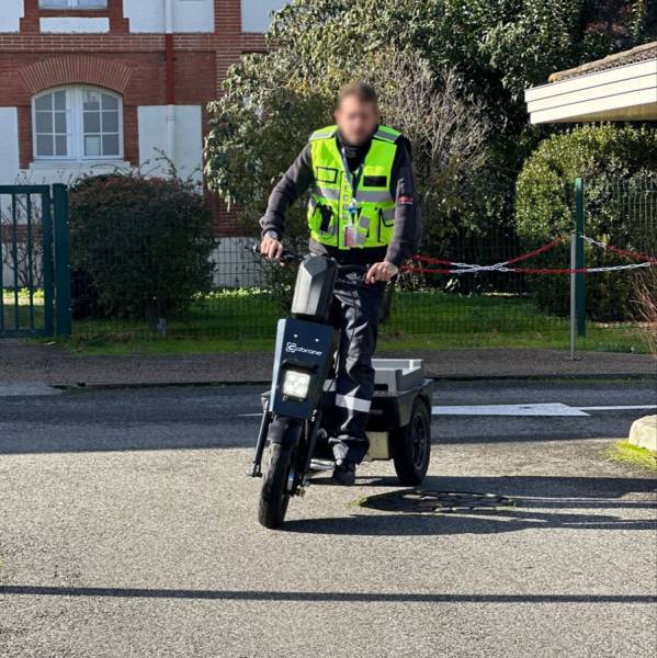 Triporteurs pour agents de sécurité