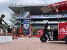 Triporteur Coca Cola pour les J0 2024 - Roland Garros